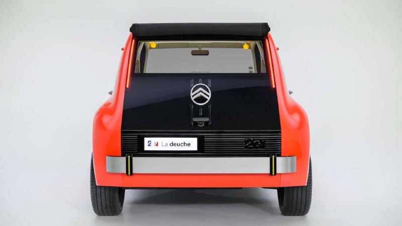 Citroen возрождает 2CV: концепт бюджетного электрокара показали в Париже