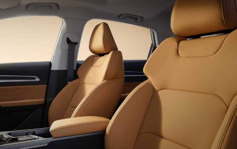 Geely обновила седан Emgrand прошлого поколения