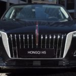 Обновлённый Hongqi H5 в России: новый салон, прежняя техника и курс на локализацию