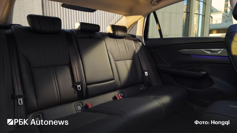 Hongqi H5 2026: бизнес-седан в комплектации Deluxe за 4,48 млн рублей