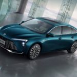 Buick LaCrosse обновили для Китая: новый салон при прежней технике