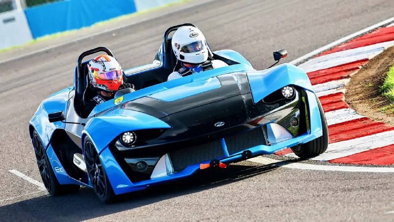 Zenos E10 возвращается: британский спорткар мощностью до 380 л.с.
