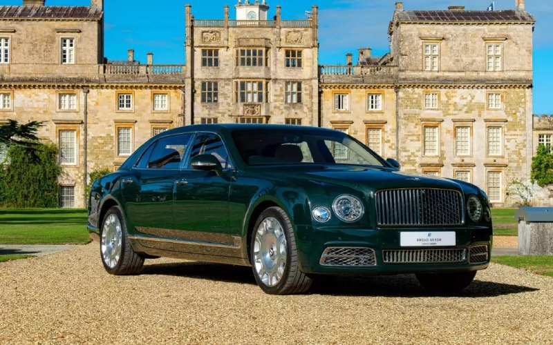 Bentley Mulsanne Елизаветы II выставили на аукцион Bentley Mulsanne Елизаветы II выставили на аукцион