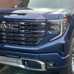 NHTSA проверяет 535 тысяч пикапов GMC Sierra из-за отлетающей решётки