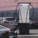 Hyper предложила размещать мини-дата-центры на электрозаправках