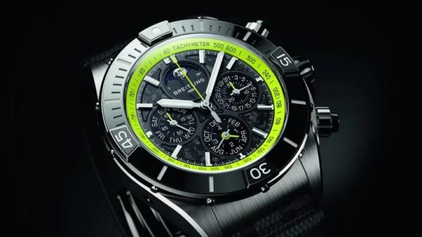 Breitling выпустила часы, которые нельзя купить без Aston Martin Valhalla