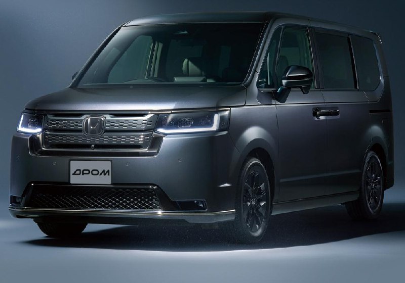Honda Stepwgn получил в Японии Black Edition Honda Stepwgn получил в Японии Black Edition