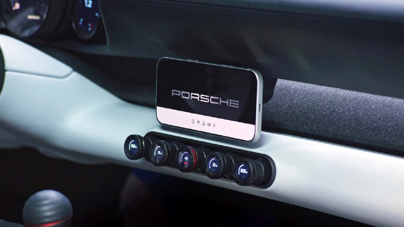 Porsche готовит среднемоторный флагман: представлен концепт Mission S