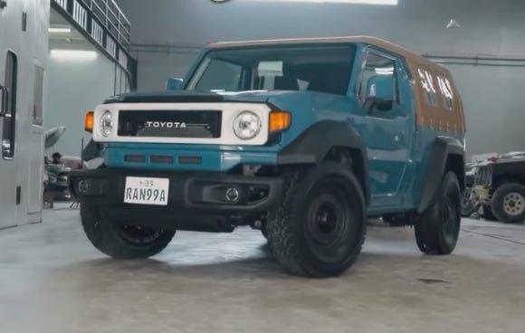 Toyota Hilux Rangga превратили в ретро-внедорожник в стиле Land Cruiser FJ40