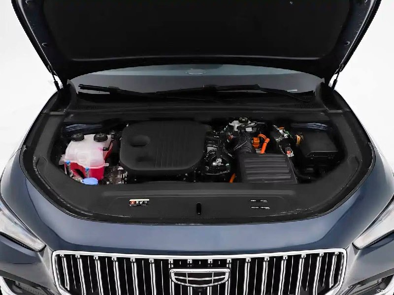 Geely выпустила гибридный седан Preface L Plus — конкурент Toyota Camry в полтора раза дешевле