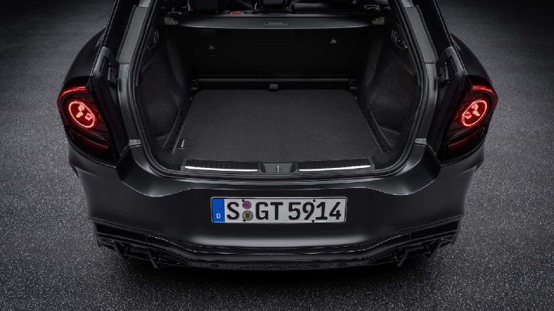 Mercedes-AMG представила электрический кроссовер GT SUV мощностью до 1153 л.с.