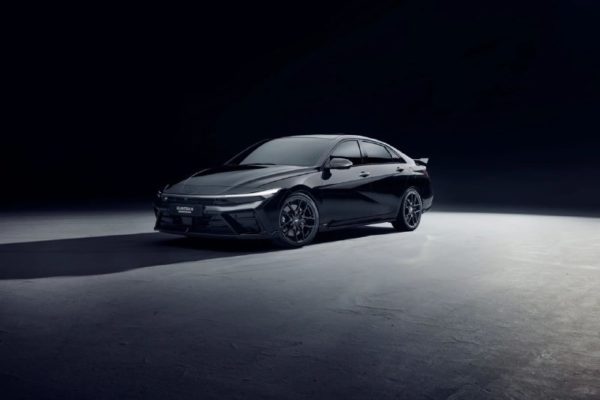 Hyundai представила Elantra N Monochrome в Корее