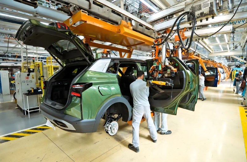 АВТОВАЗ ежедневно выпускает несколько LADA Azimut
