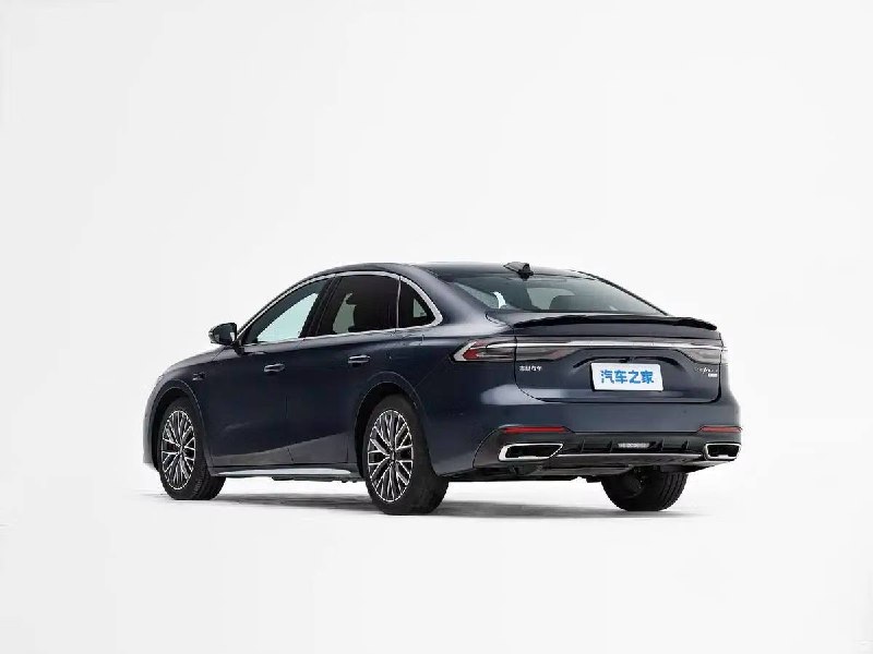 Geely представила гибридный Preface L Plus с лидаром за 1,8 млн рублей