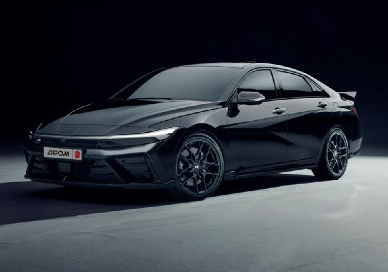 Hyundai Elantra N Monochrome: спортивный седан в сдержанном исполнении