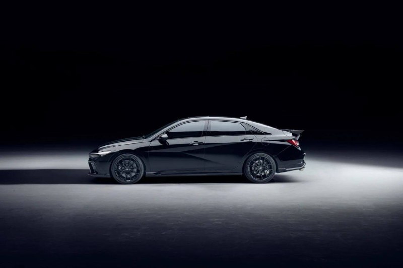 Hyundai представила Elantra N Monochrome для Кореи