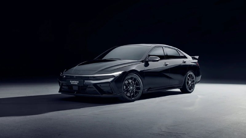 Hyundai Elantra N Monochrome: сдержанная версия спортседана с углепластиком