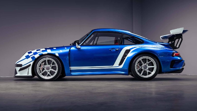 Porsche 911 превратили в 860-сильного Brundle Edition Turbo: выпустят всего пять машин Porsche 911 превратили в 860-сильного Brundle Edition Turbo: выпустят всего пять машин