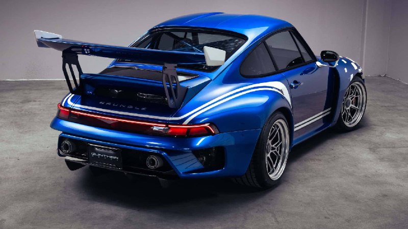 Porsche 911 превратили в 860-сильного Brundle Edition Turbo: выпустят всего пять машин Porsche 911 превратили в 860-сильного Brundle Edition Turbo: выпустят всего пять машин