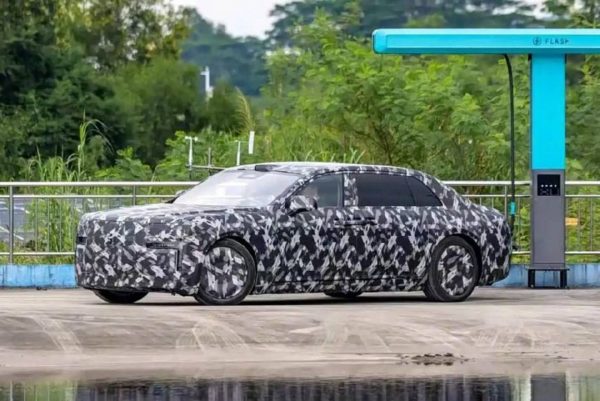 Yangwang HU: флагманский седан BYD готовится к премьере в ОАЭ