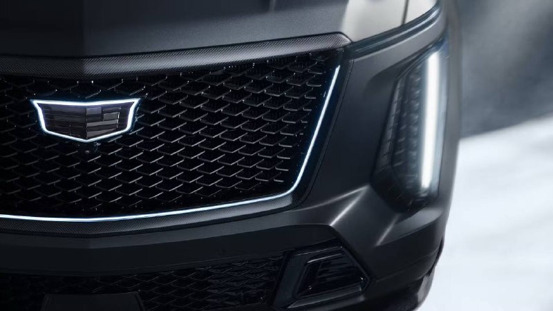 Cadillac представила юбилейный Escalade-V за $239 тысяч Cadillac представила юбилейный Escalade-V за $239 тысяч