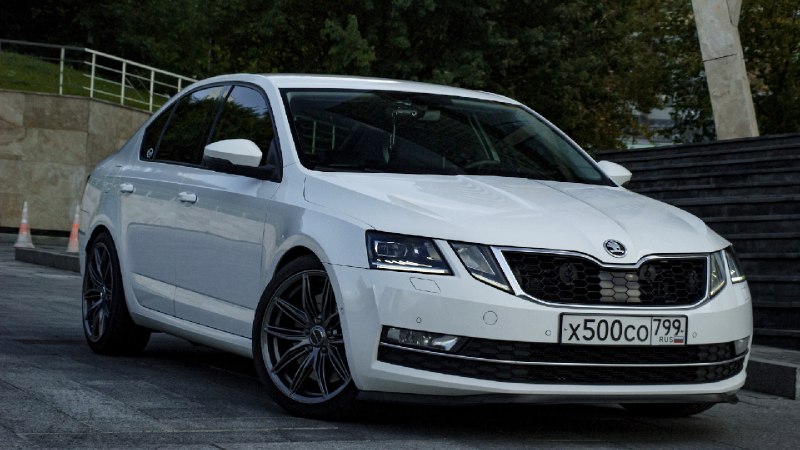 От 400-сильной Octavia до Audi A5 TDI: как владелец нашёл здравый смысл От 400-сильной Octavia до Audi A5 TDI: как владелец нашёл здравый смысл