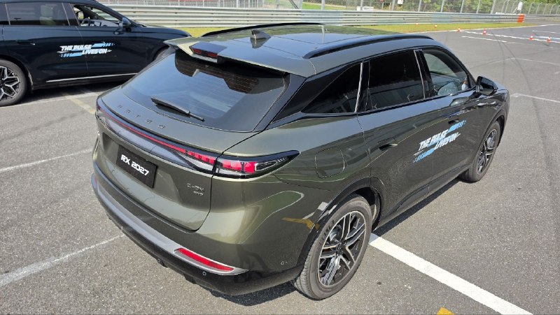 Новые гибриды Esteo RX и Exlantix ET 2027 протестировали на Zhejiang Circuit Новые гибриды Esteo RX и Exlantix ET 2027 протестировали на Zhejiang Circuit