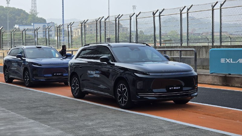 Новые гибриды Esteo RX и Exlantix ET 2027 протестировали на Zhejiang Circuit Новые гибриды Esteo RX и Exlantix ET 2027 протестировали на Zhejiang Circuit