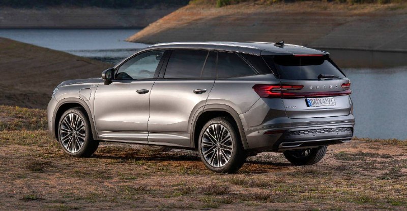 Skoda обновила Kodiaq к 10-летию модели: гибрид на 272 л.с. и топовая версия Laurin & Klement Skoda обновила Kodiaq к 10-летию модели: гибрид на 272 л.с. и топовая версия Laurin & Klement