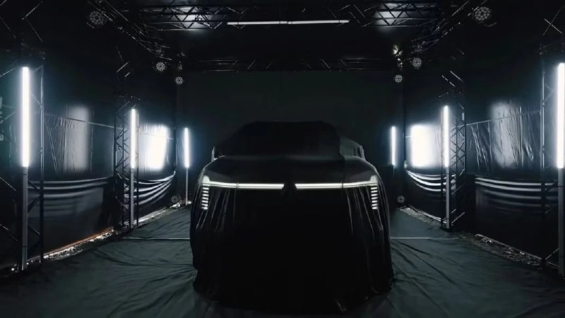 Mitsubishi провела закрытый показ нового Pajero в Японии
