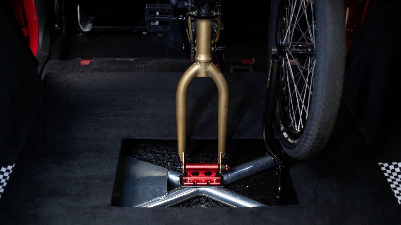 Acura ADX CZ-77 Concept: кастом для BMX-райдера в стиле Vans