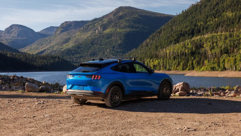 Ford Mustang Mach-E: больше запаса хода и внедорожный пакет Trail