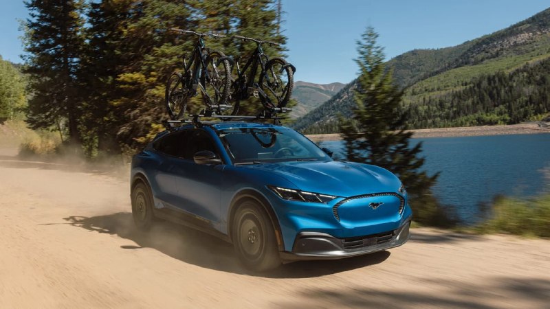 Ford Mustang Mach-E: больше запаса хода и внедорожный пакет Trail