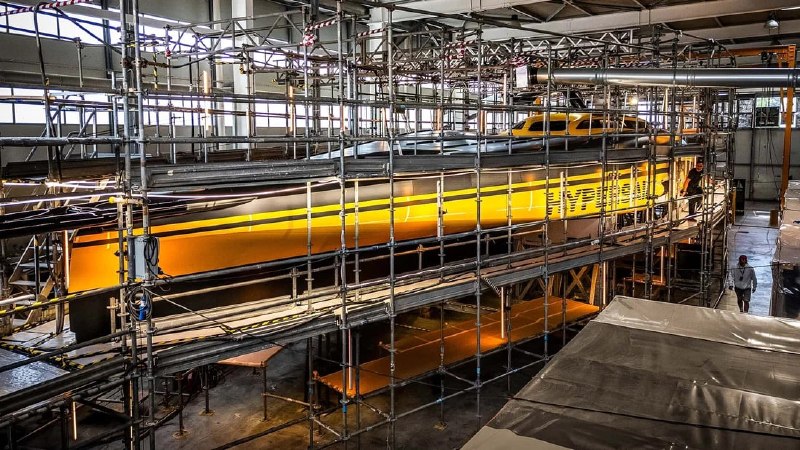 Ferrari Hypersail: готов углепластиковый корпус 30-метровой суперъяхты Ferrari Hypersail: готов углепластиковый корпус 30-метровой суперъяхты