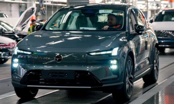 Volvo задерживает выпуск EX60: около 5 тысяч машин при 50 тысячах предзаказов