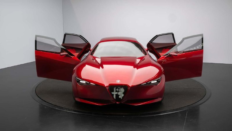 Alfa Romeo Cuorerosso: интерьер без центрального экрана