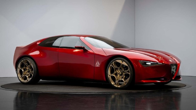 Alfa Romeo Cuorerosso: интерьер без центрального экрана