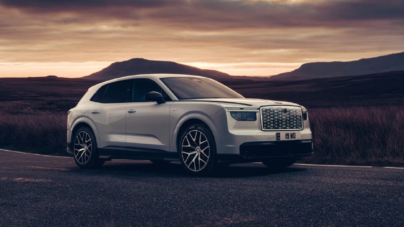 Bentley Torcal First Edition: электрокроссовер с 888 л.с.