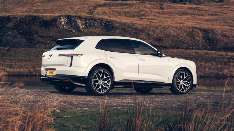 Bentley Torcal First Edition: электрокроссовер с 888 л.с.