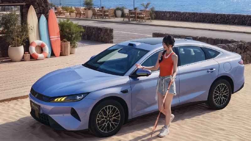 BYD Qin Plus DM-i: гибрид по цене Гранты с запасом хода 2290 км
